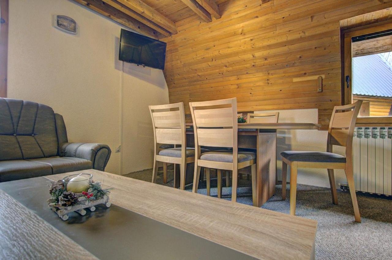 Apartments Dobro Jahorina Oda fotoğraf